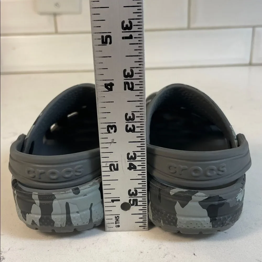 CROCS brand style